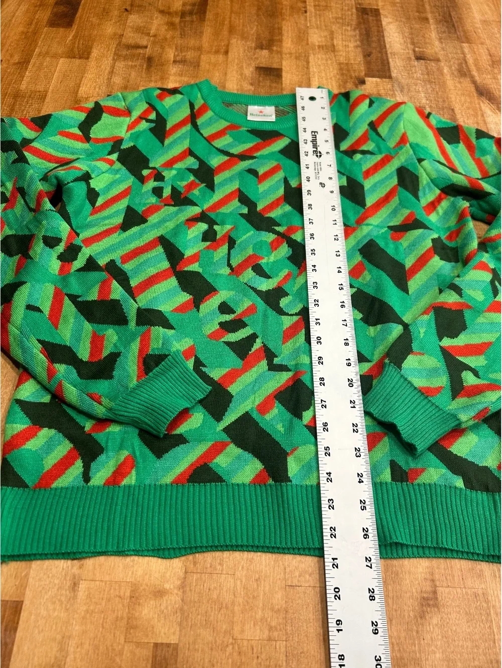 Heineken Vintage Style Green and Red Geometric Pattern Sweater